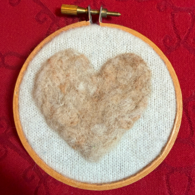 COZY KEEPSAKES: PET FUR NEEDLE FELTING WORKSHOP