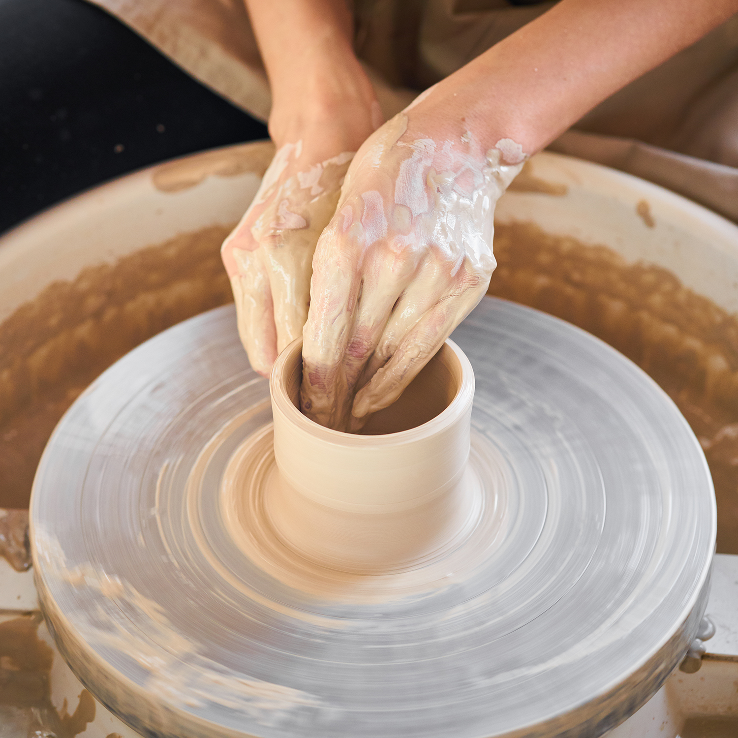 Ceramics: Intermediate - Form and Function | age 16+
